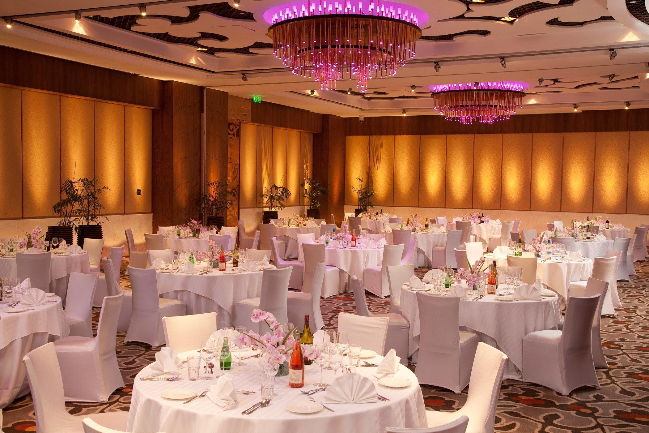 Hotel Crowne Plaza New Delhi Okhla By Ihg Restaurante foto The ballroom