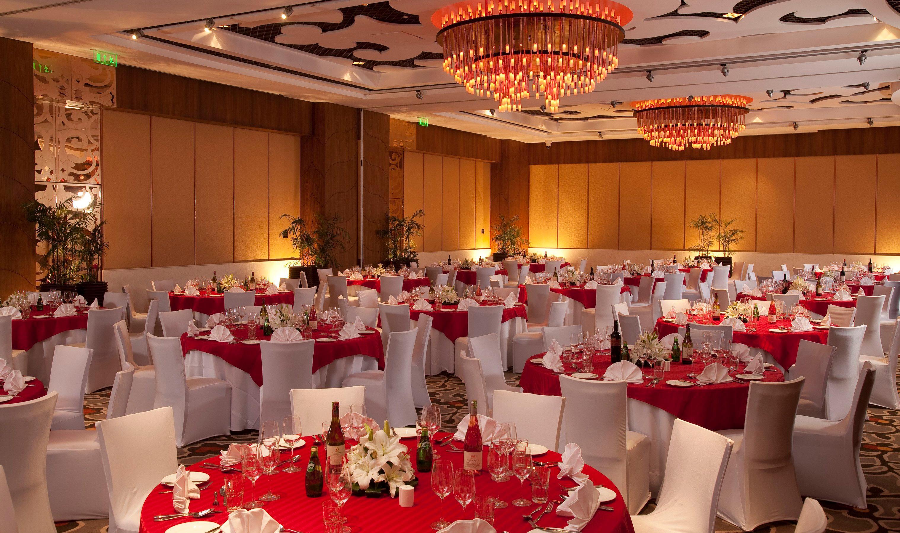Hotel Crowne Plaza New Delhi Okhla By Ihg Exterior foto A banquet hall