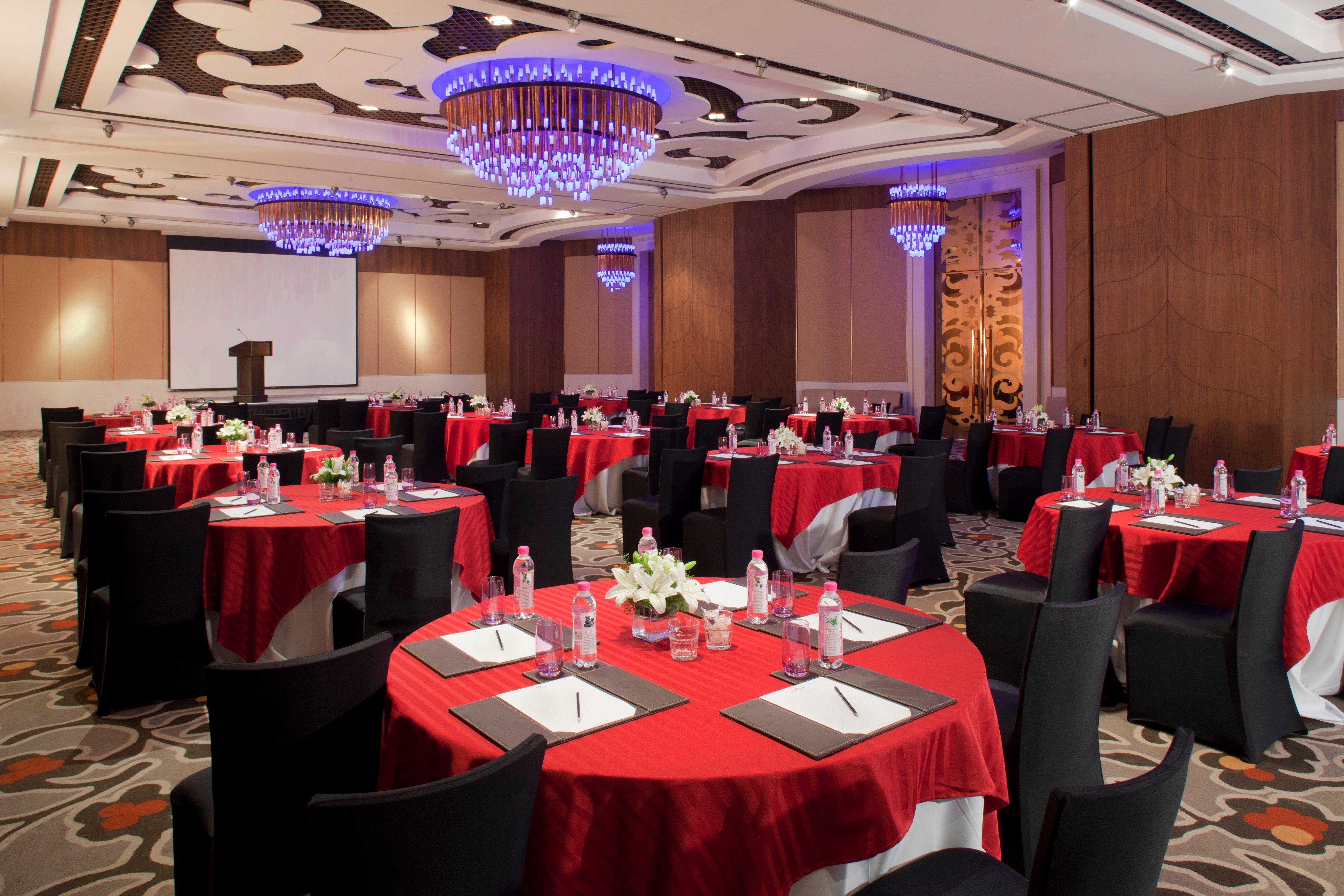 Hotel Crowne Plaza New Delhi Okhla By Ihg Facilidades foto The Grand Ballroom