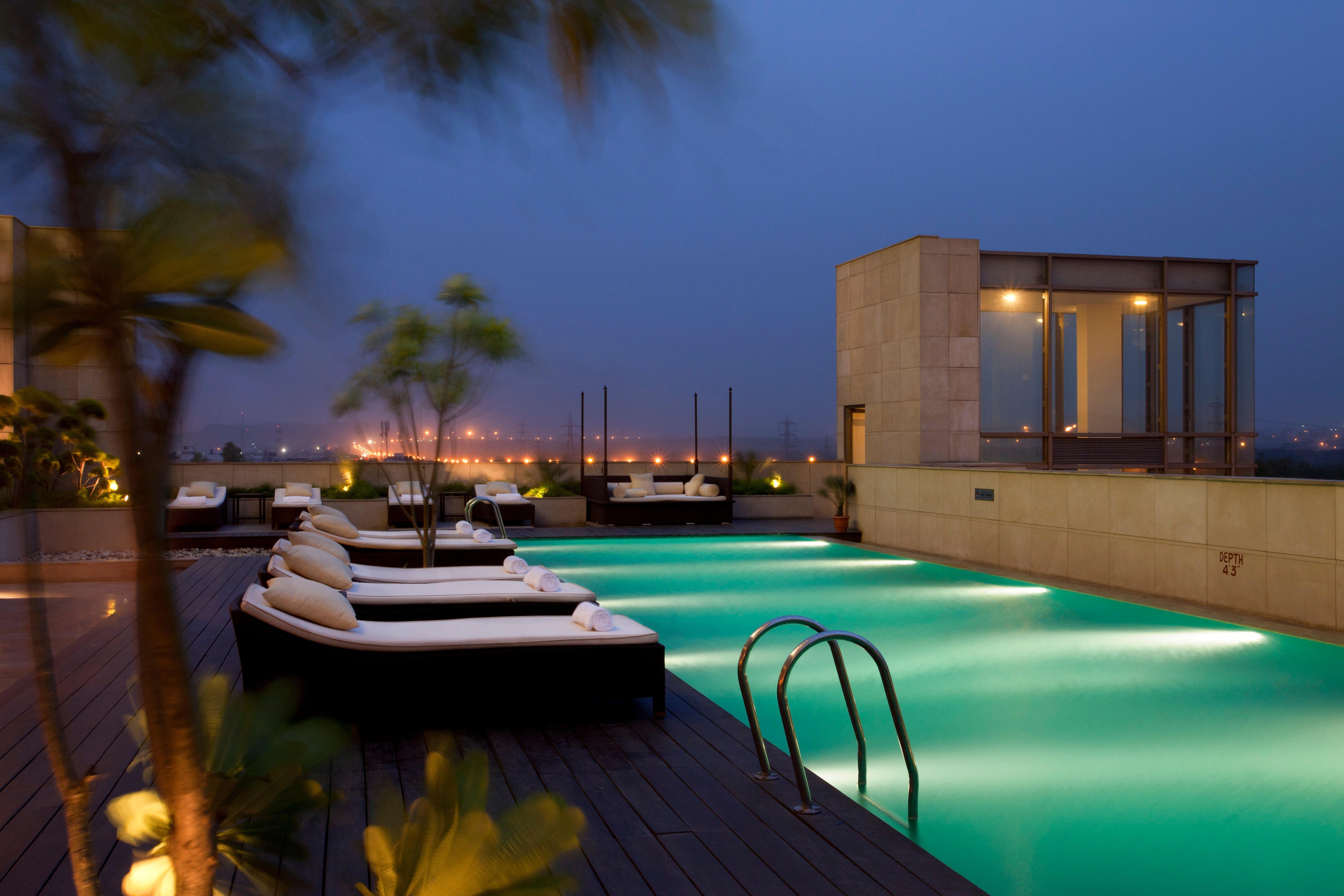 Hotel Crowne Plaza New Delhi Okhla By Ihg Exterior foto The Park, New Delhi