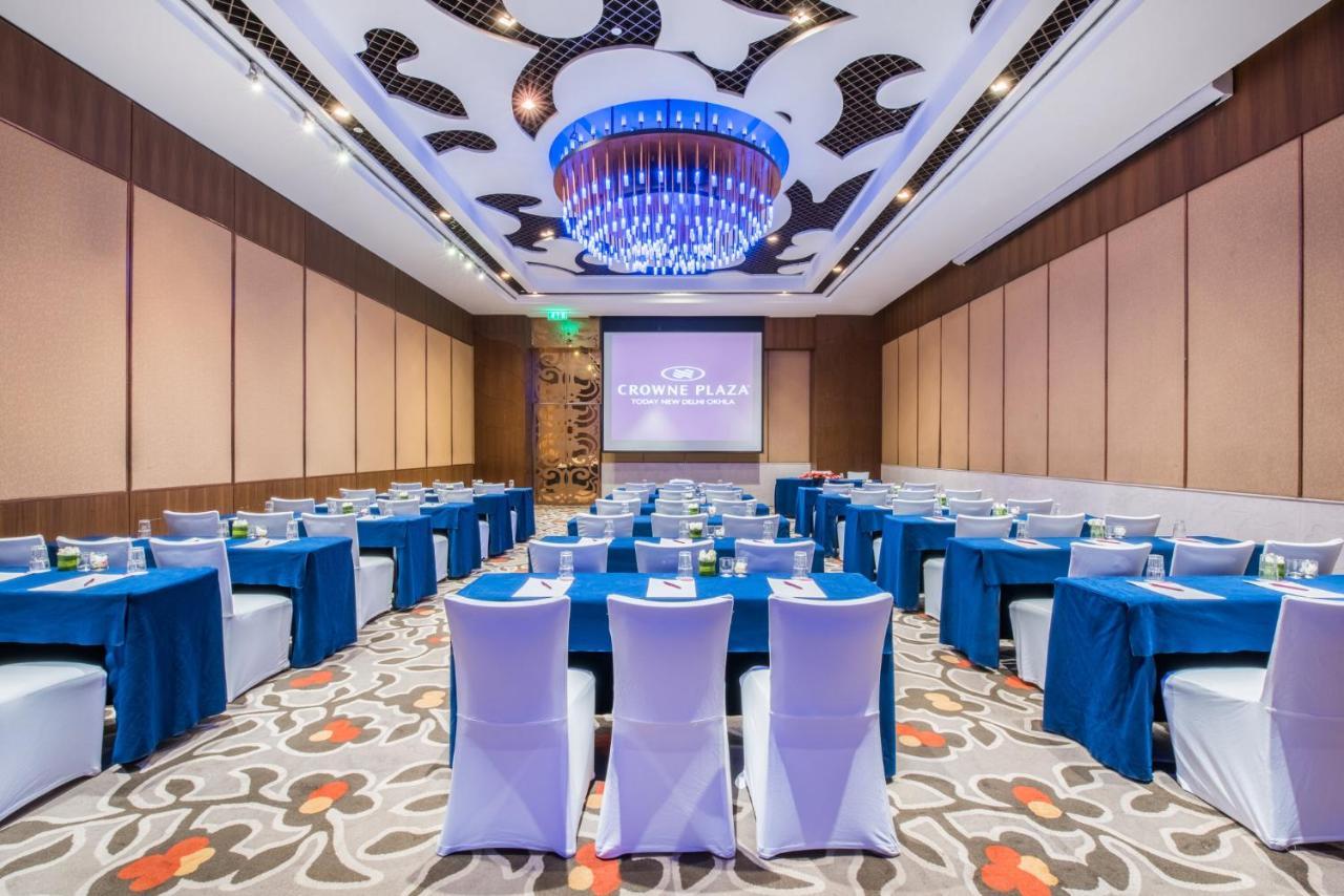 Hotel Crowne Plaza New Delhi Okhla By Ihg Exterior foto Meeting room